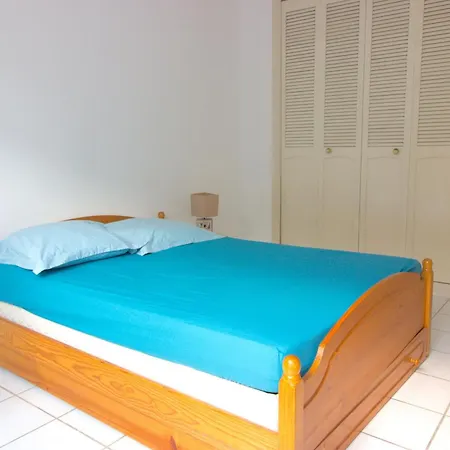 Apartment Les Pins Center - 6 People